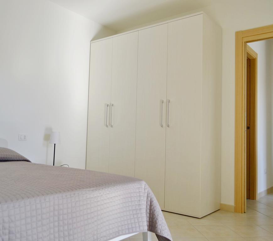 Gf Apartments La Vigna Badesi Ruang foto
