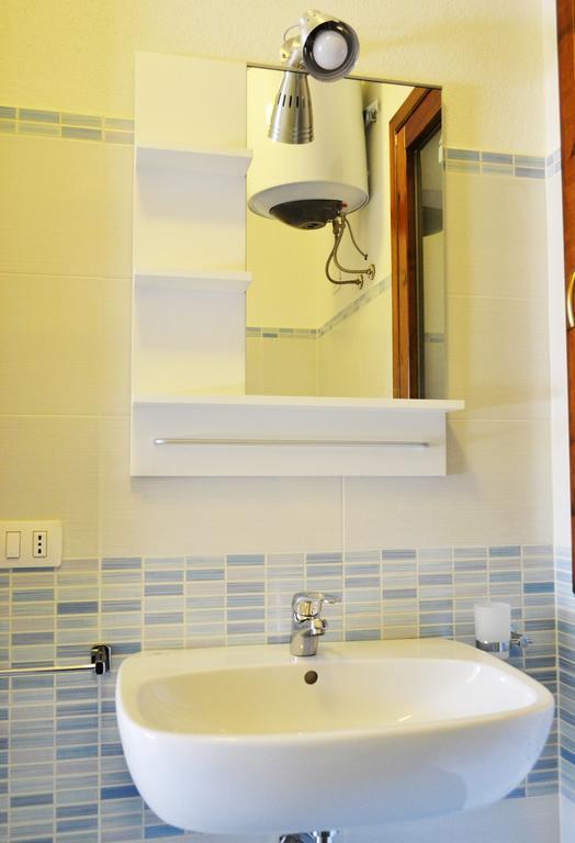 Gf Apartments La Vigna Badesi Ruang foto